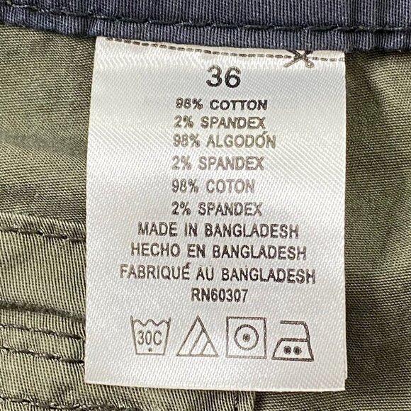 Unionbay Cargo Shorts Mens size 36 Relaxed Stretch Bermuda Pockets Green - Picture 6 of 9